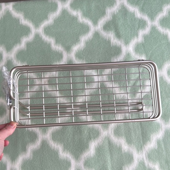 NEW brushed nickel metal wire basket with towel bar - Picture 2 of 8